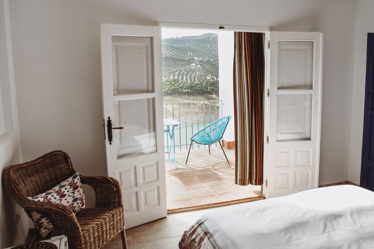 Lake Room 2 Iznajar Ngoại thất bức ảnh